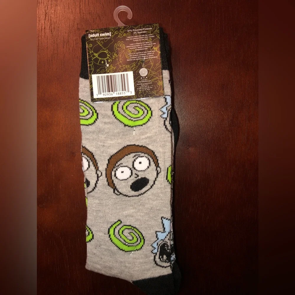 RICK AND MORTY NOVELTY CREW SOCKS NWT MEN’S SHOE SIZE 6-12
